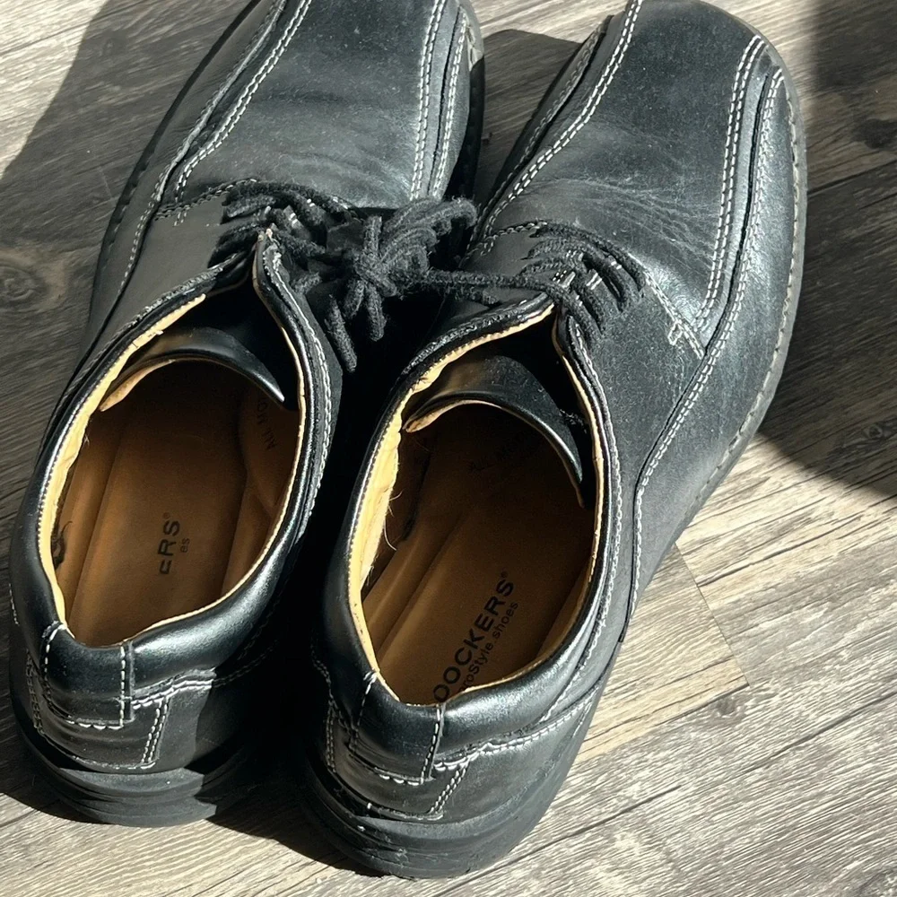 Dockers leather Black mens size 10 shoes